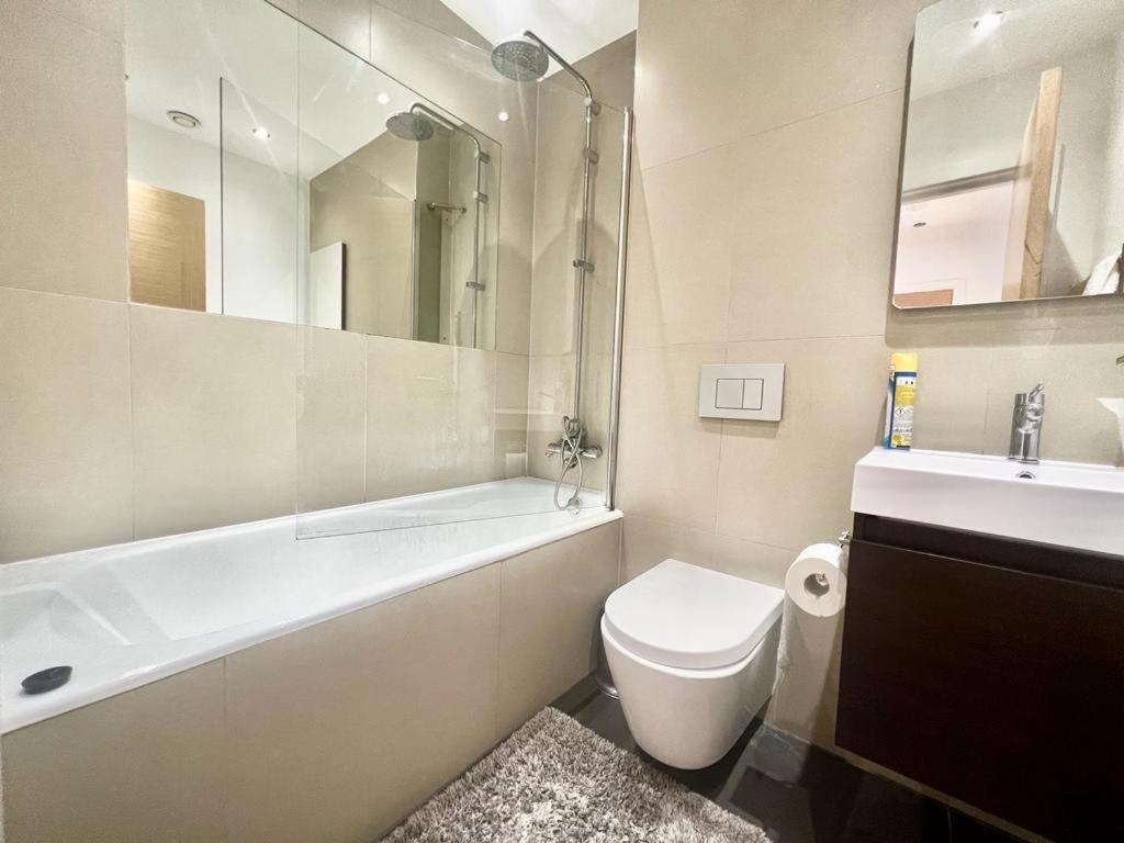 Beautiful 1 Bedroom Stylish Apartment Croydon Exterior photo
